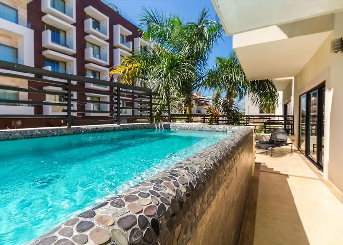 Aparthotel Beach Front 2 Bedroom With Private Pool/oceanview 2*